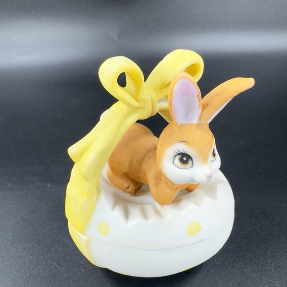 Porcelain Easter Trinket Box Painted Bunny on Easter Egg Trinket Dish Box Lego - Picture 11 of 14